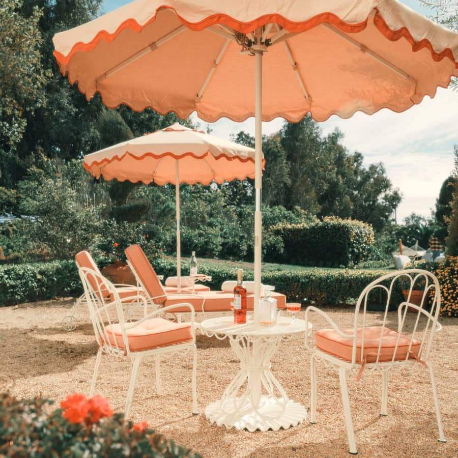 Parasol The Amalfi Riviera Business & Pleasure - Idée salon de jardin