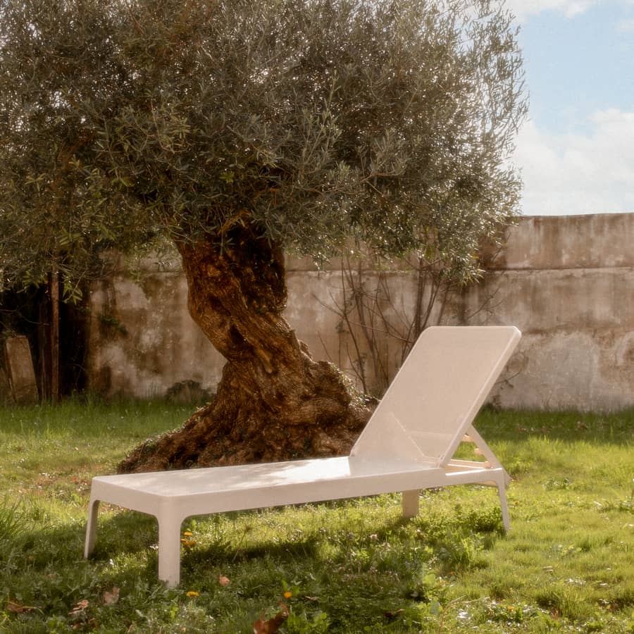 Transat inclinable empilable Plano Nardi - jardin provençal