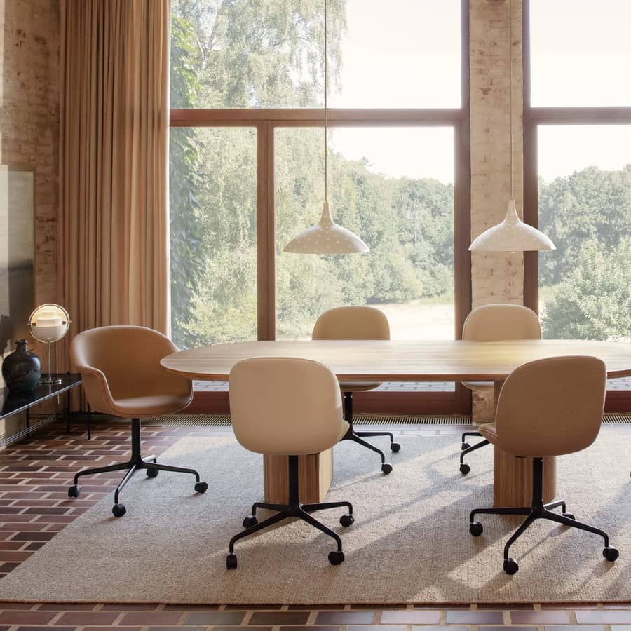 Collection d'assises Beetel Gubi - Hotelification