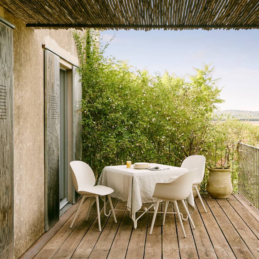 Chaise Beetle Outdoor Gubi - Aménager petit balcon