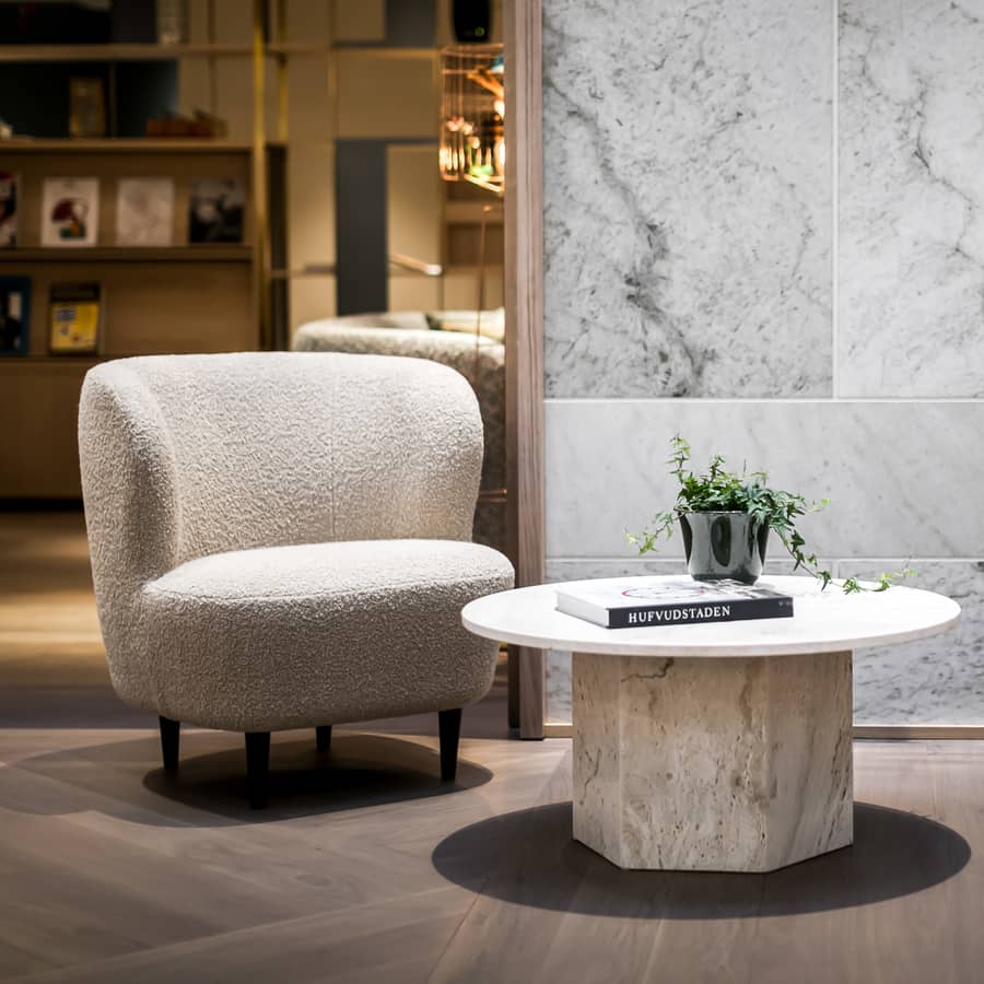 Table basse Epic Gubi - hotelification