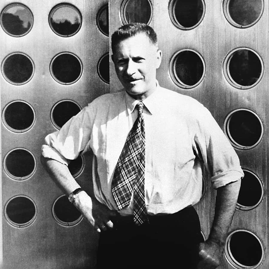 Designer Jean Prouvé - Design Vitra