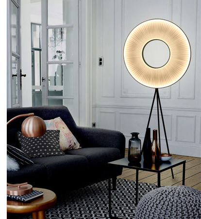 Tendance : C.O.S.M.I.C light Tendance : C.O.S.M.I.C light