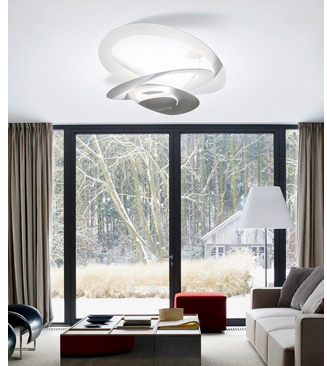 Tendance : C.O.S.M.I.C light Tendance : C.O.S.M.I.C light
