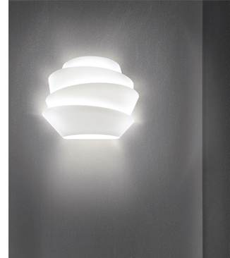 Tendance : C.O.S.M.I.C light Tendance : C.O.S.M.I.C light