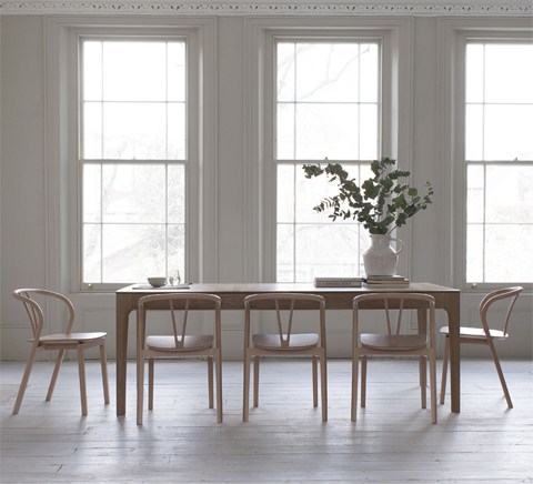 Table Romana