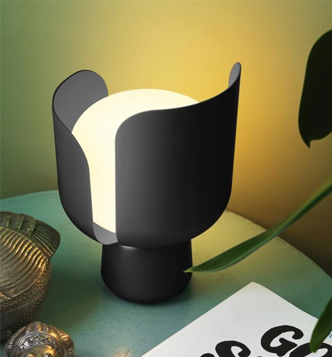 LAMPE BLOM