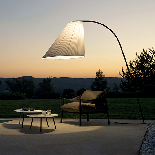 Lampadaire Cone