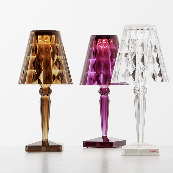 Lampe sans fil Battery LED Lampe sans fil Battery LED de la marque Kartell