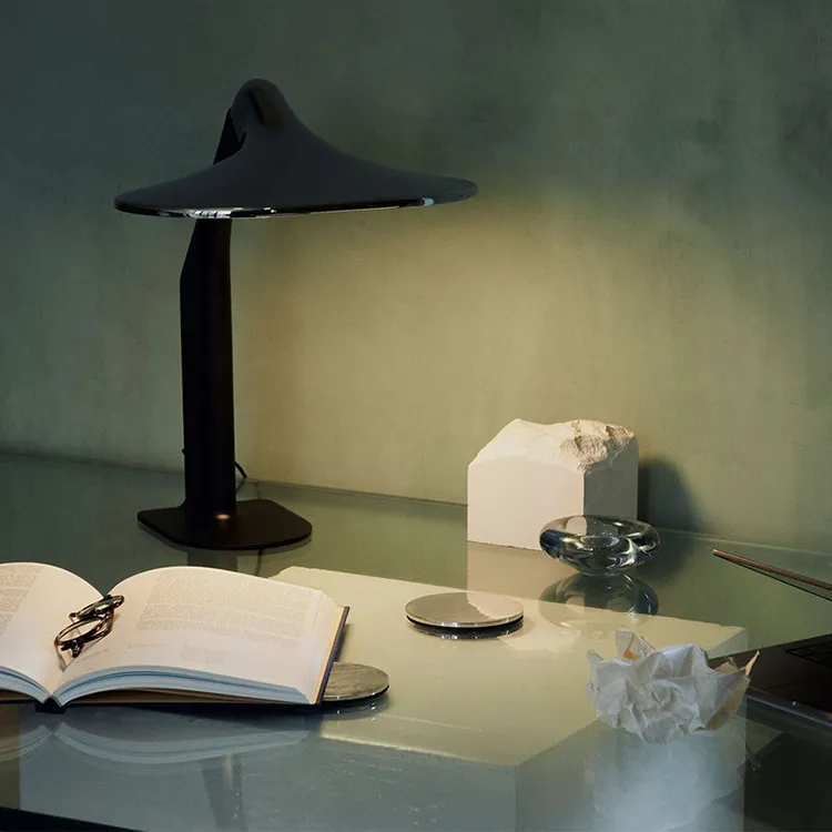 Cinq lampes de bureau ayant marqué l'histoire du design