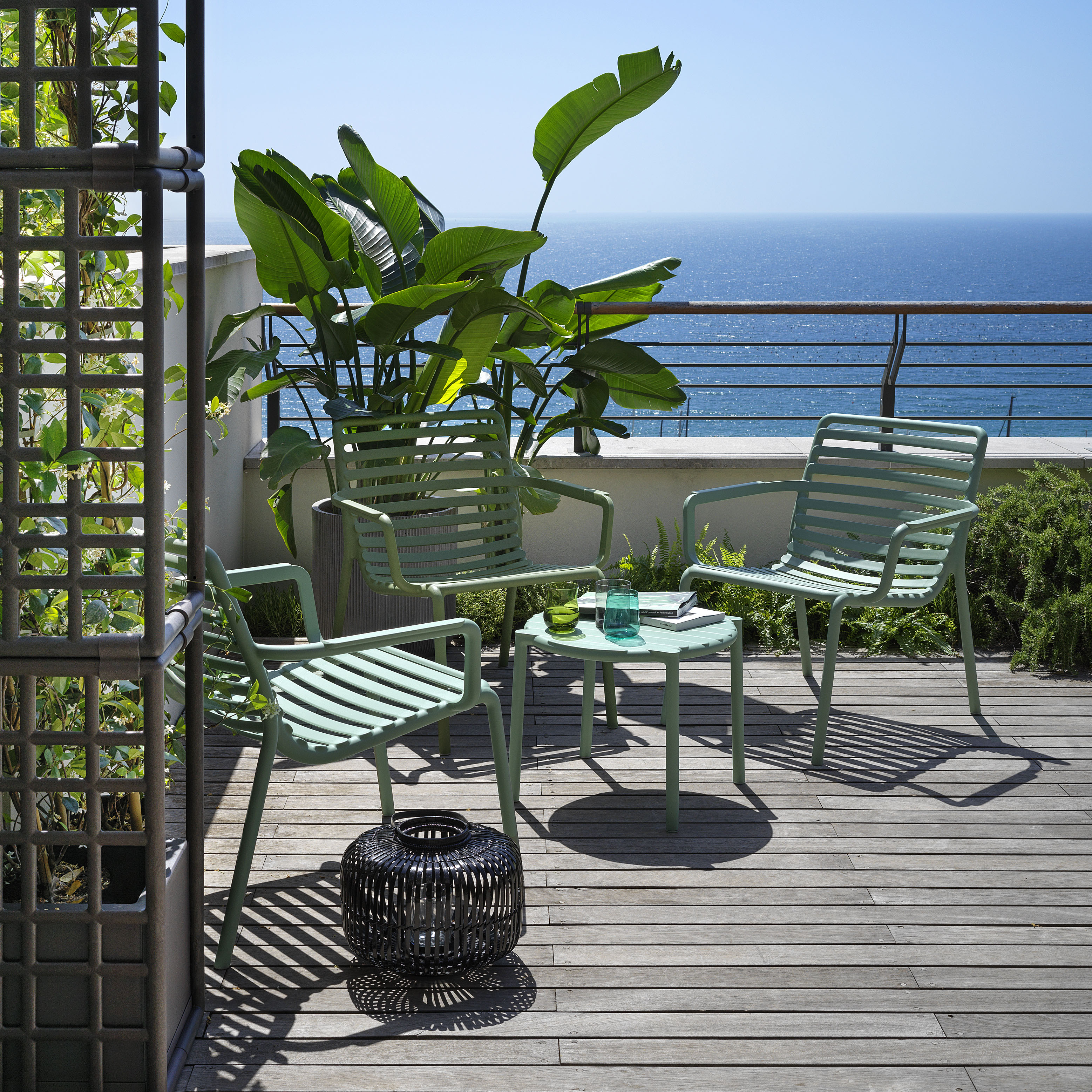 Fauteuil bas empilable Doga Nardi - Aménager petit balcon